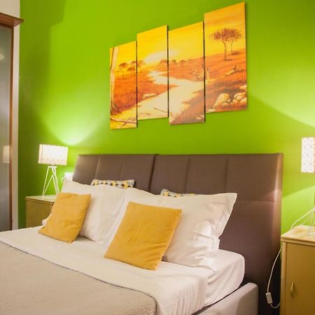 Central Avenue B&B Болонья Екстер'єр фото