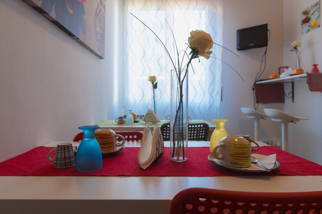 Central Avenue B&B Болонья Екстер'єр фото