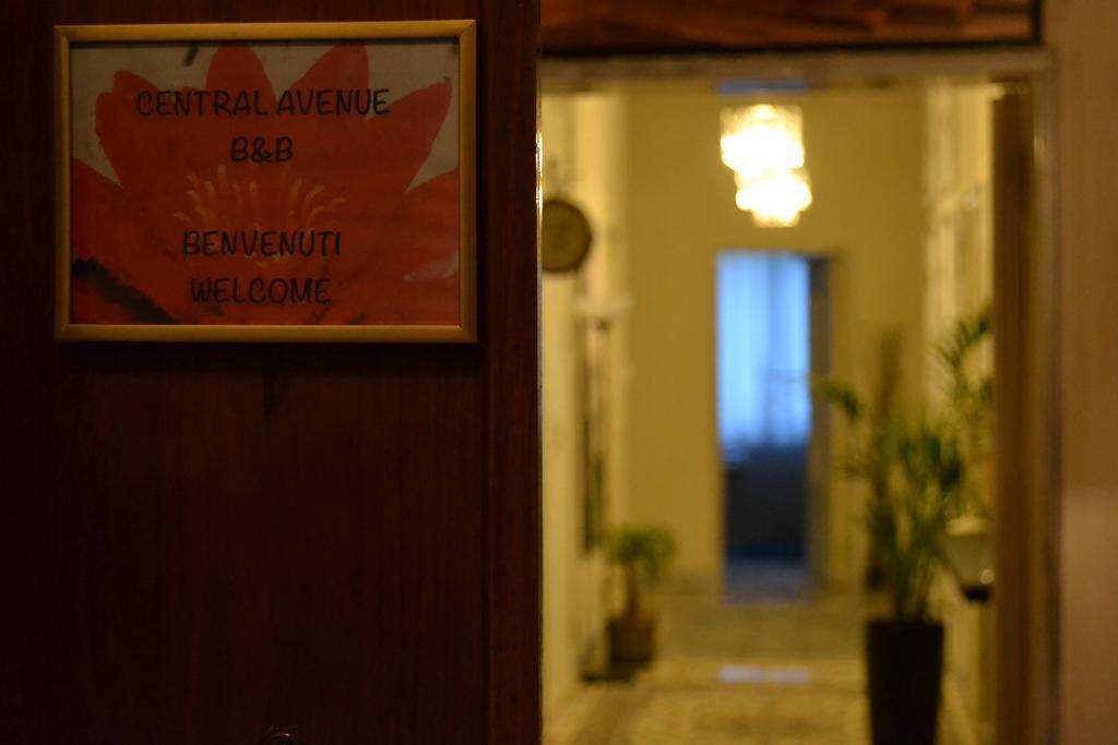 Central Avenue B&B Болонья Екстер'єр фото
