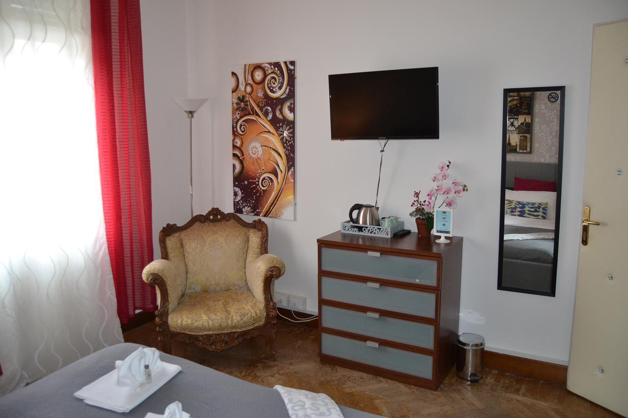 Central Avenue B&B Болонья Екстер'єр фото