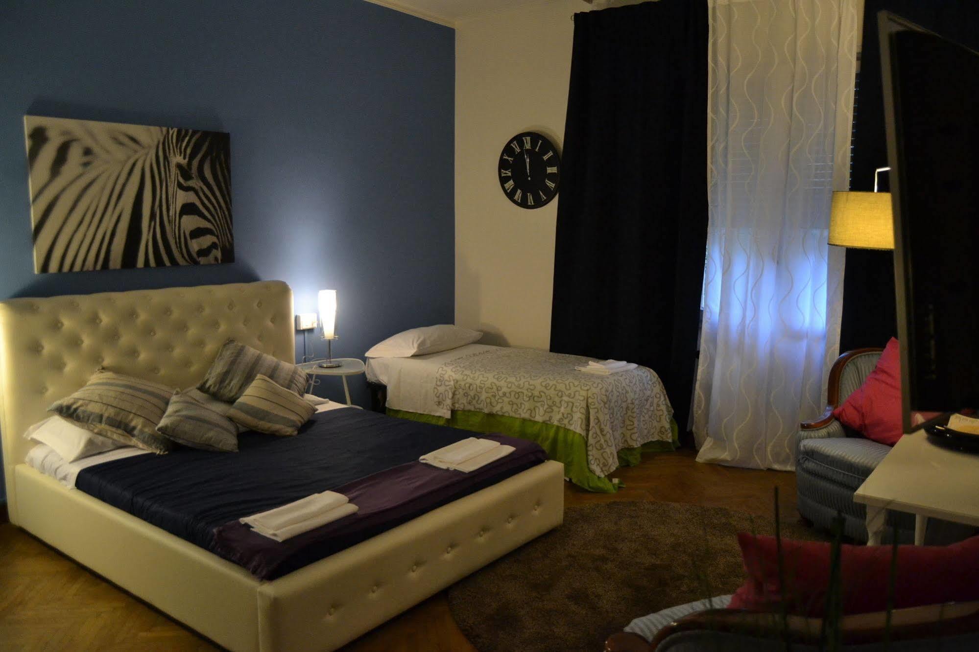 Central Avenue B&B Болонья Екстер'єр фото