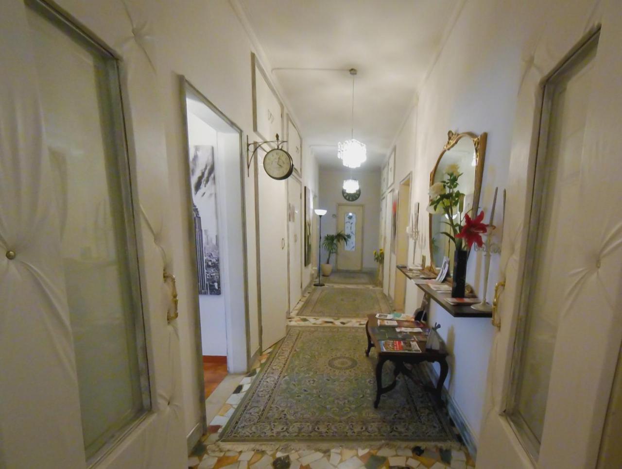 Central Avenue B&B Болонья Екстер'єр фото
