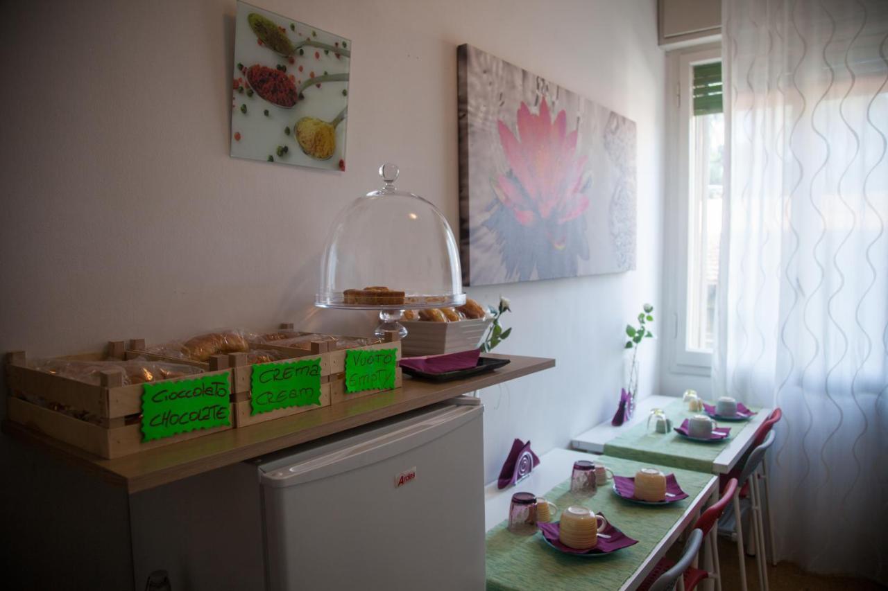 Central Avenue B&B Болонья Екстер'єр фото