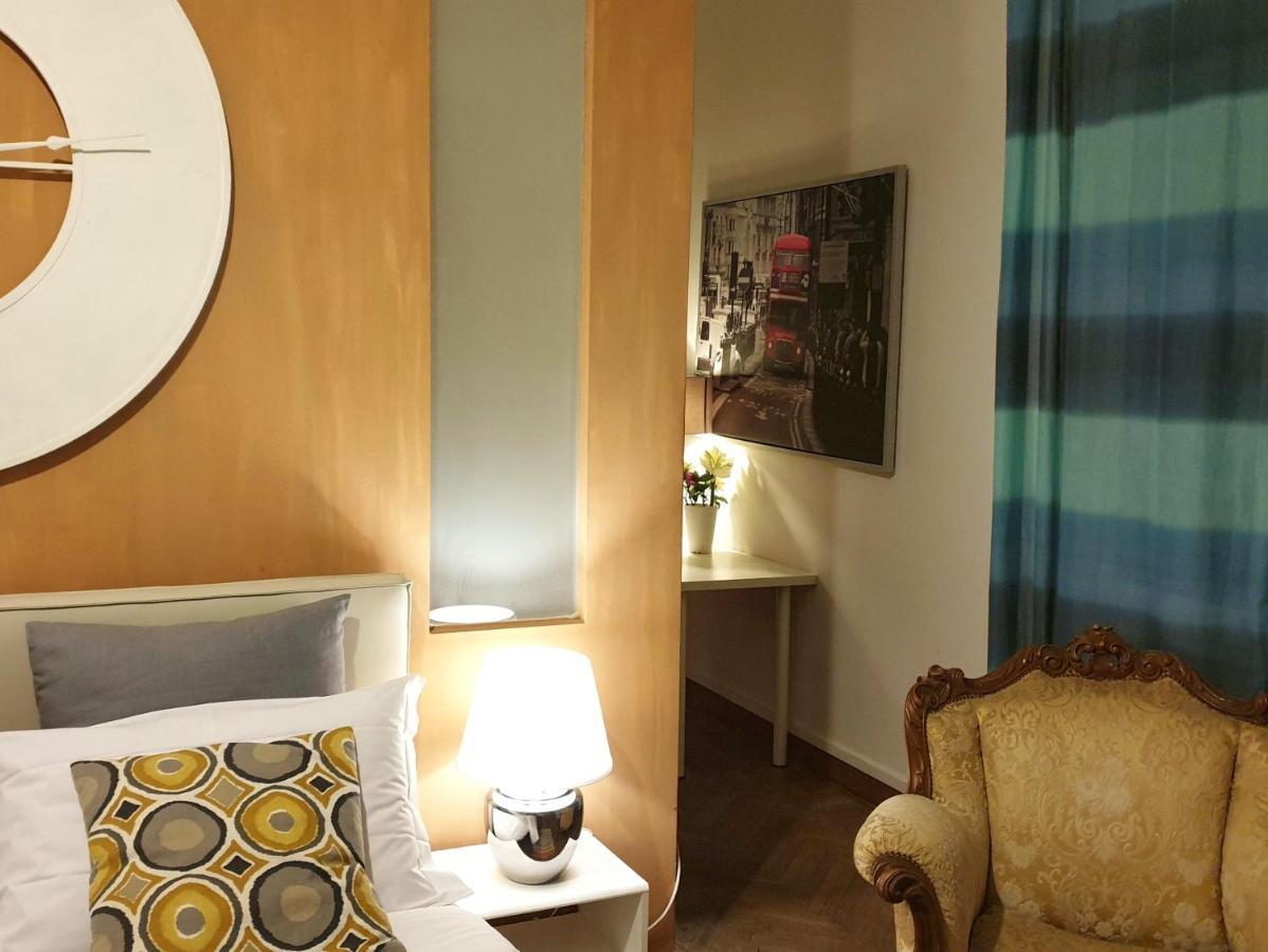Central Avenue B&B Болонья Екстер'єр фото